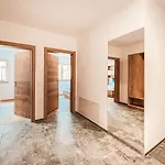 Isanora - By Alpenluxus Collection