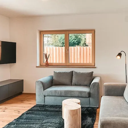 Apartment Isanora - Garden & Private Whirlpool By Alpenluxus Fuegen