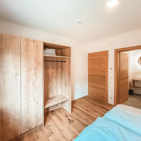 Isanora - Garden & Private Whirlpool By Alpenluxus Apartment Fuegen