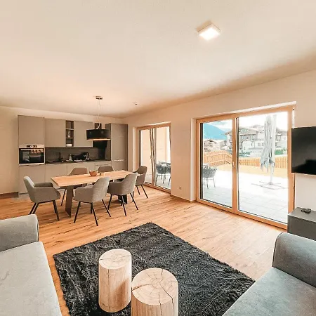 Isanora - Alpenluxus Collection * פוגן