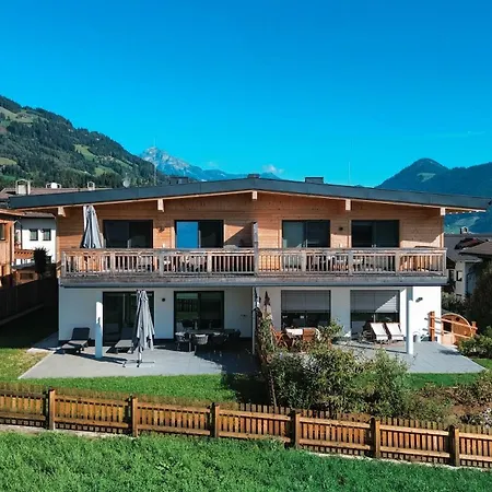 Isanora - Garden & Private Whirlpool By Alpenluxus *